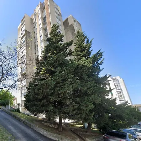Tinel 3 Bdr Appartement *