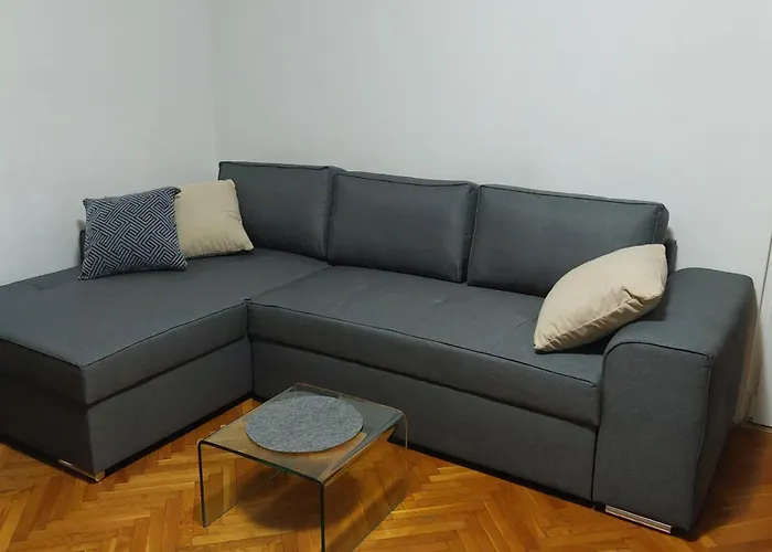 Tinel 3 Bdr Appartement